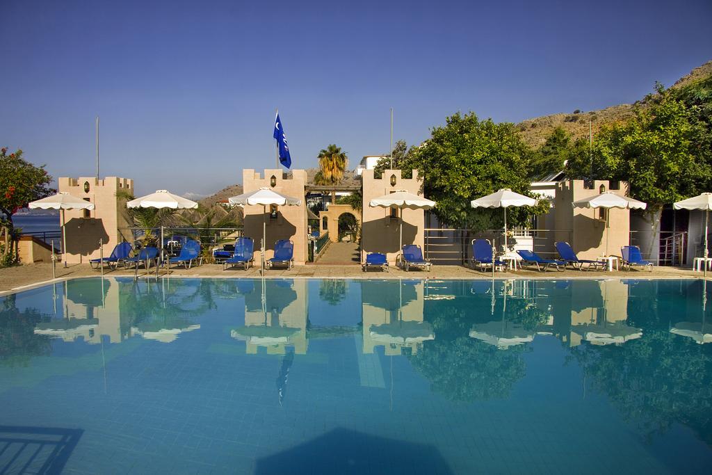 Ilyssion Hotel Lardos Buitenkant foto