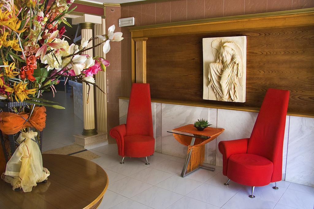 Ilyssion Hotel Lardos Buitenkant foto