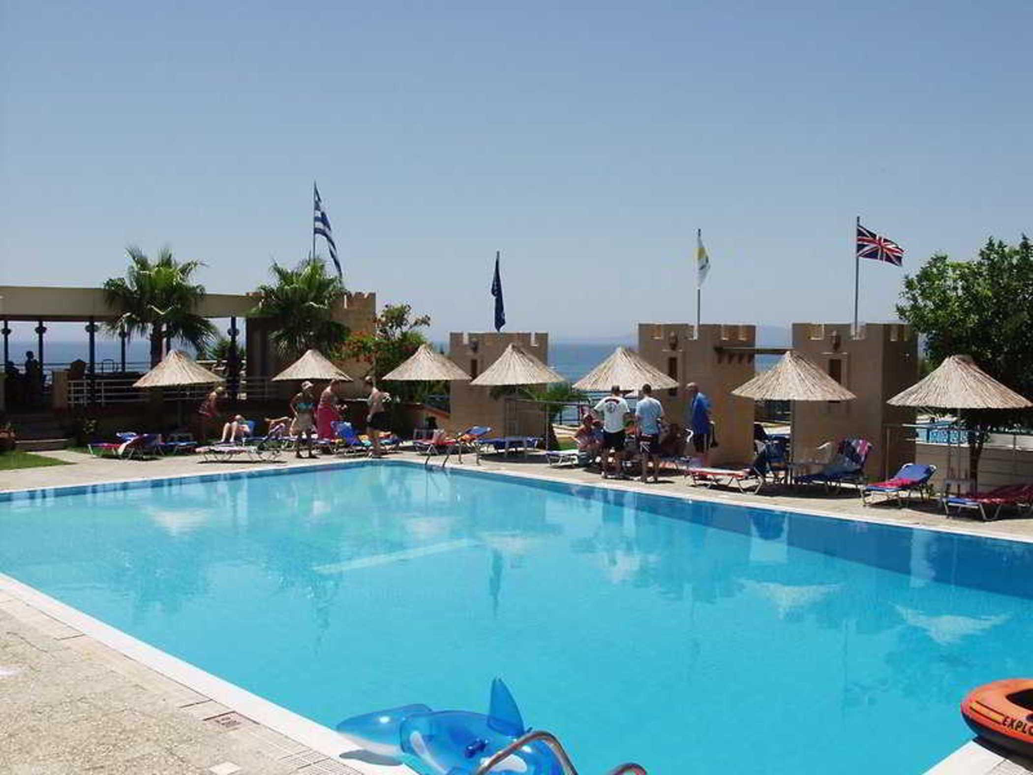 Ilyssion Hotel Lardos Buitenkant foto