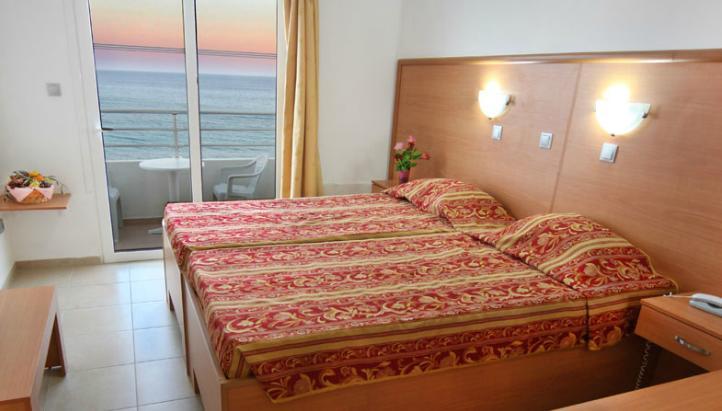 Ilyssion Hotel Lardos Buitenkant foto